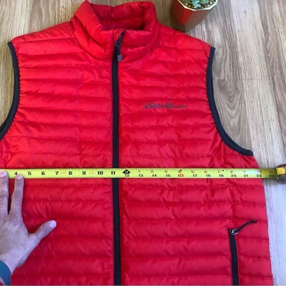 Eddie Bauer Microlight Down Vest Red EB650 Fill Men’s SIZE MED - Picture 5 of 9